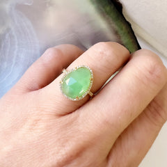 gorgeous chrysoprase and diamond ring in solid 14k gold